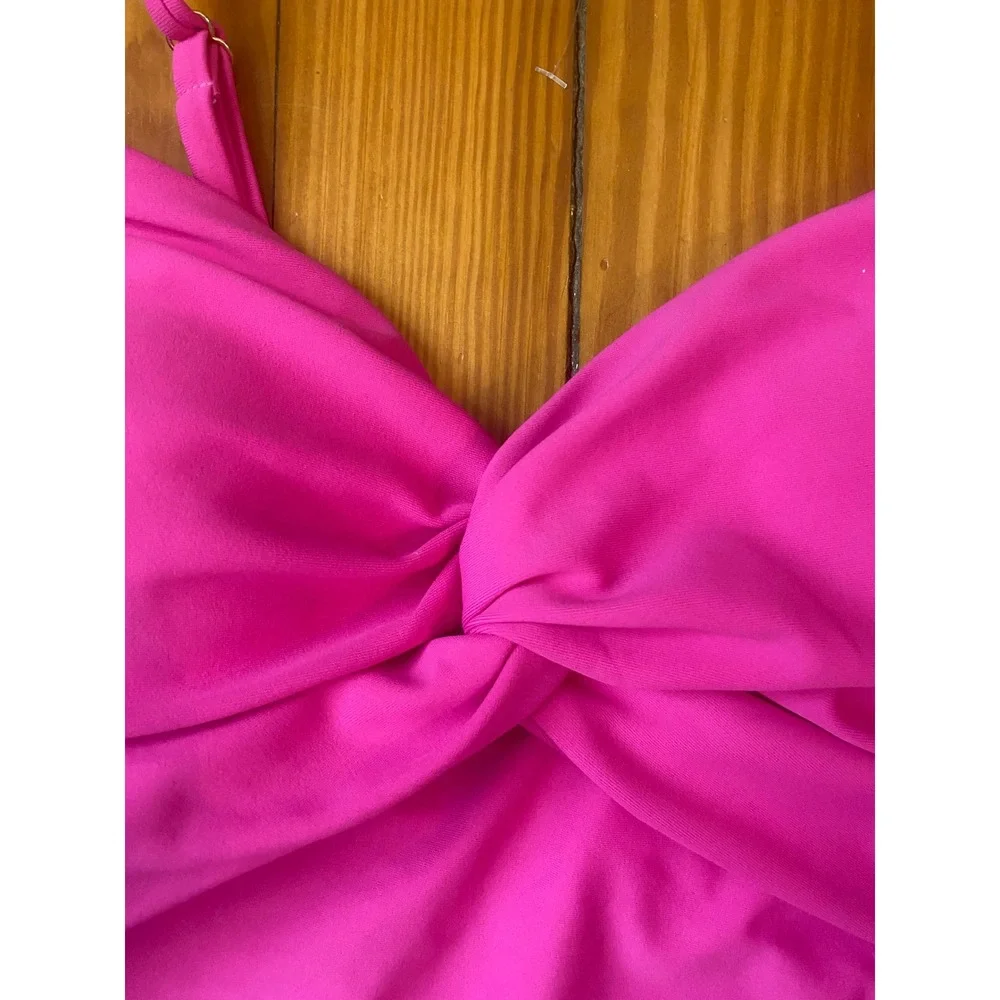 NWT Dorian Swim Womens Hot Pink Twist‎ Front Tankini Top Small